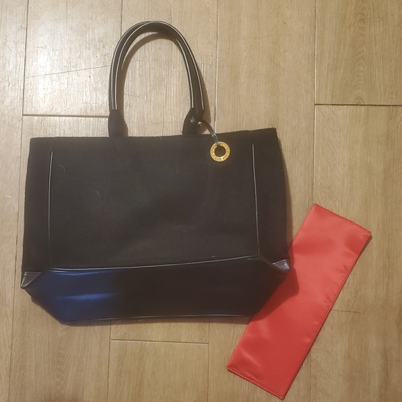 Givenchy Parfums Anniversary Large Black Tote Bag. - Picture 5 of 16